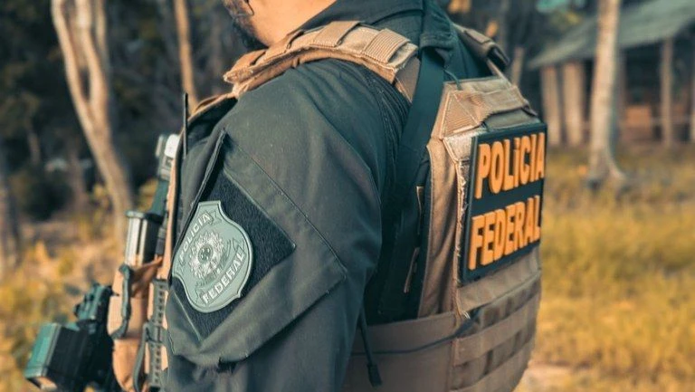 PF prende líder de facção que estava foragido em Minas Gerais