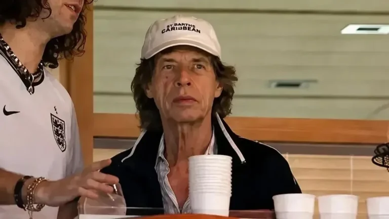 Mick Jagger é pé-frio? Entenda como começou a fama do artista
