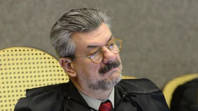 PF investiga mensagens a ministros que citam “reviravolta” em caso Buzzi