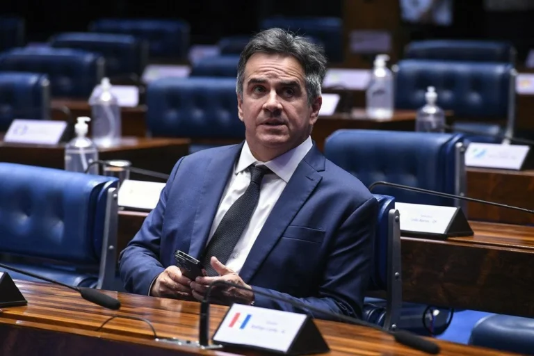 Ciro deve negar aliança com Flavio após 90% do PP defender neutralidade