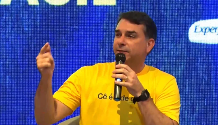 Campanha de Flávio vê interferência do STF em momento de recuperação