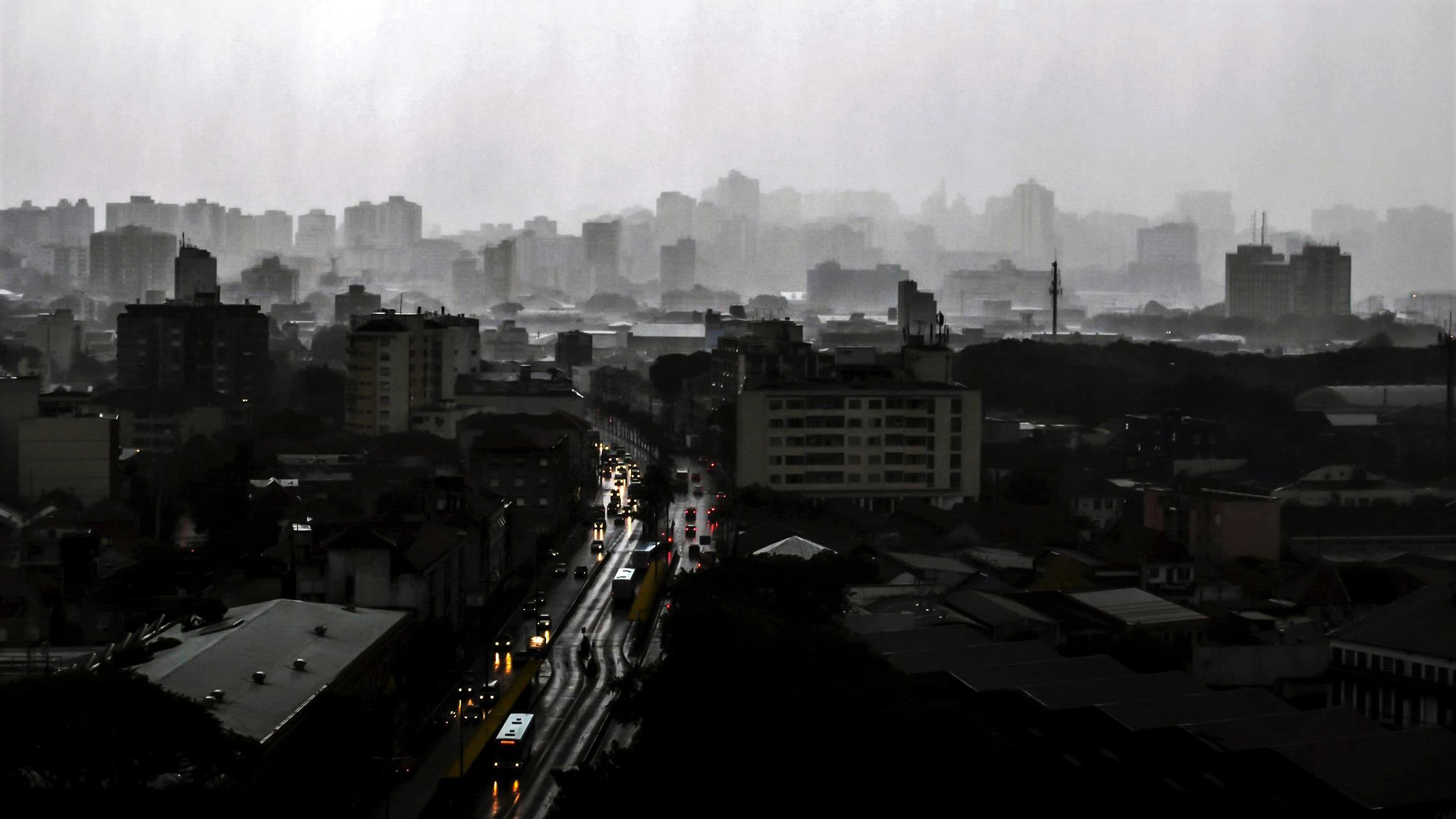 Defesa Civil monitora chuva intensa que pode atingir o RS na próxima semana