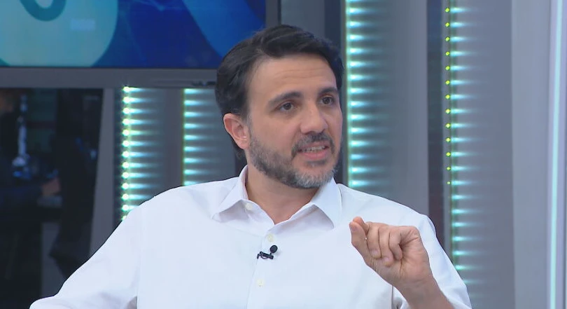 Flávio é muito pior que Bolsonaro e Michelle não tem militância, diz Renan
