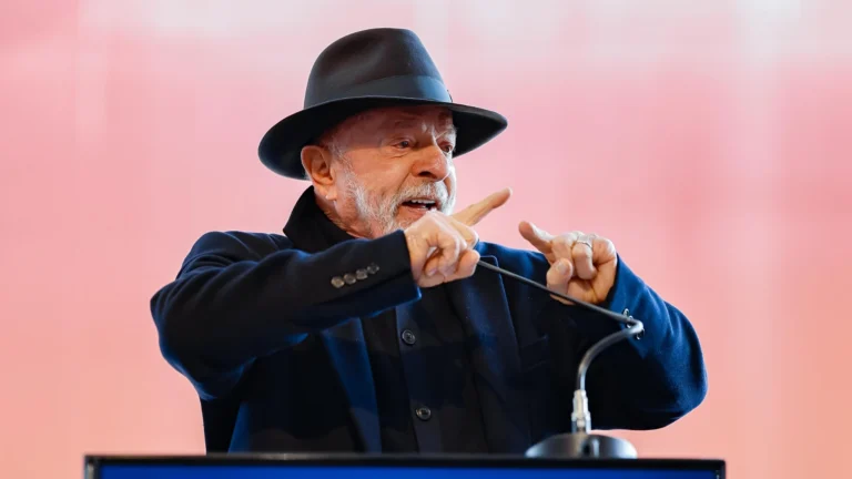 Análise: Tarifaço de Trump vira ativo eleitoral para Lula