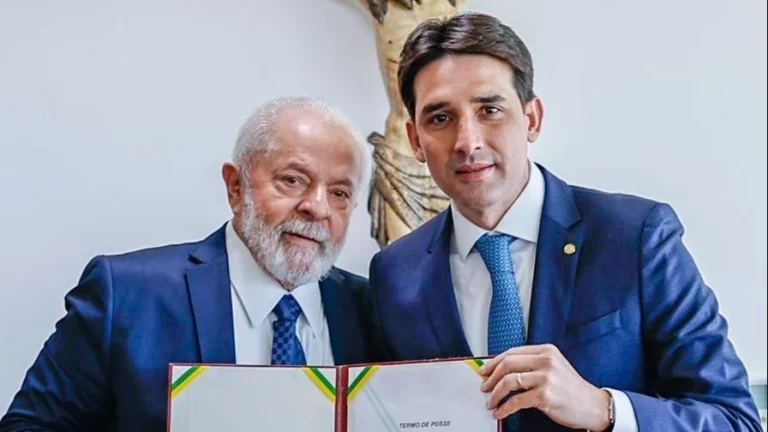 Republicanos de Pernambuco fecha apoio a Lula