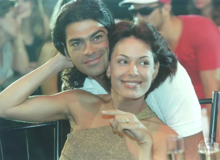 Carolina Ferraz revela como química com Moscovis acabou com seu casamento