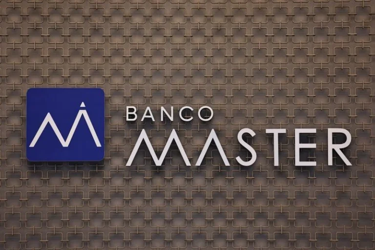 Vorcaro pagou até R$ 2 milhões para influenciadores atacarem Banco Central