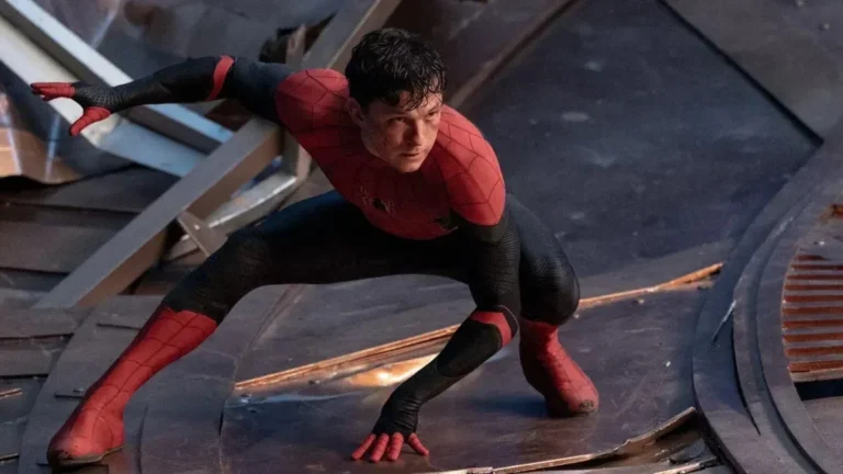 Tom Holland diz que enxerga semelhanças entre sua vida e a de Peter Parker
