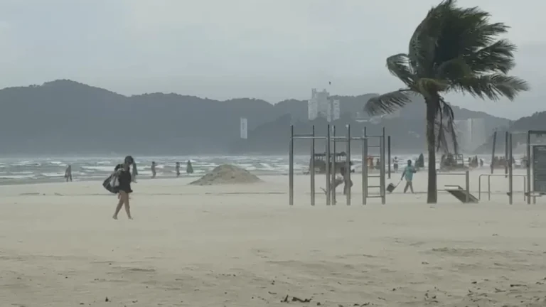 SP encerra gabinete de crise após ventania de mais de 100 km/h no litoral