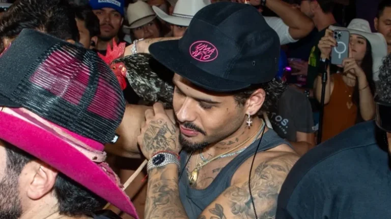 Zé Felipe surpreende em Barretos com galo no ombro e atitude ousada durante show
