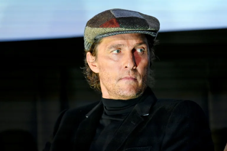 Matthew McConaughey diz que não quer filhos “exatamente como ele”; entenda
