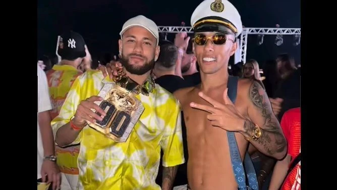 Colar dado para Neymar: o que é o “Círculo de Fogo”, no Centro de SP