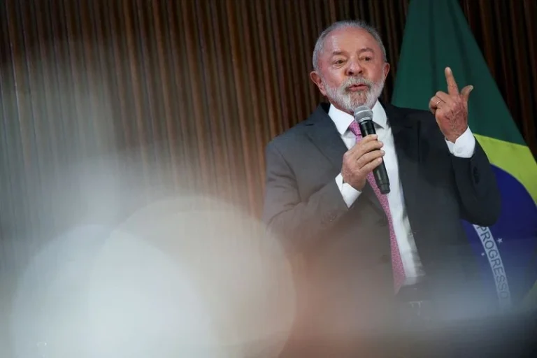 Governo mira agenda positiva no Congresso para desviar foco do caso Lulinha