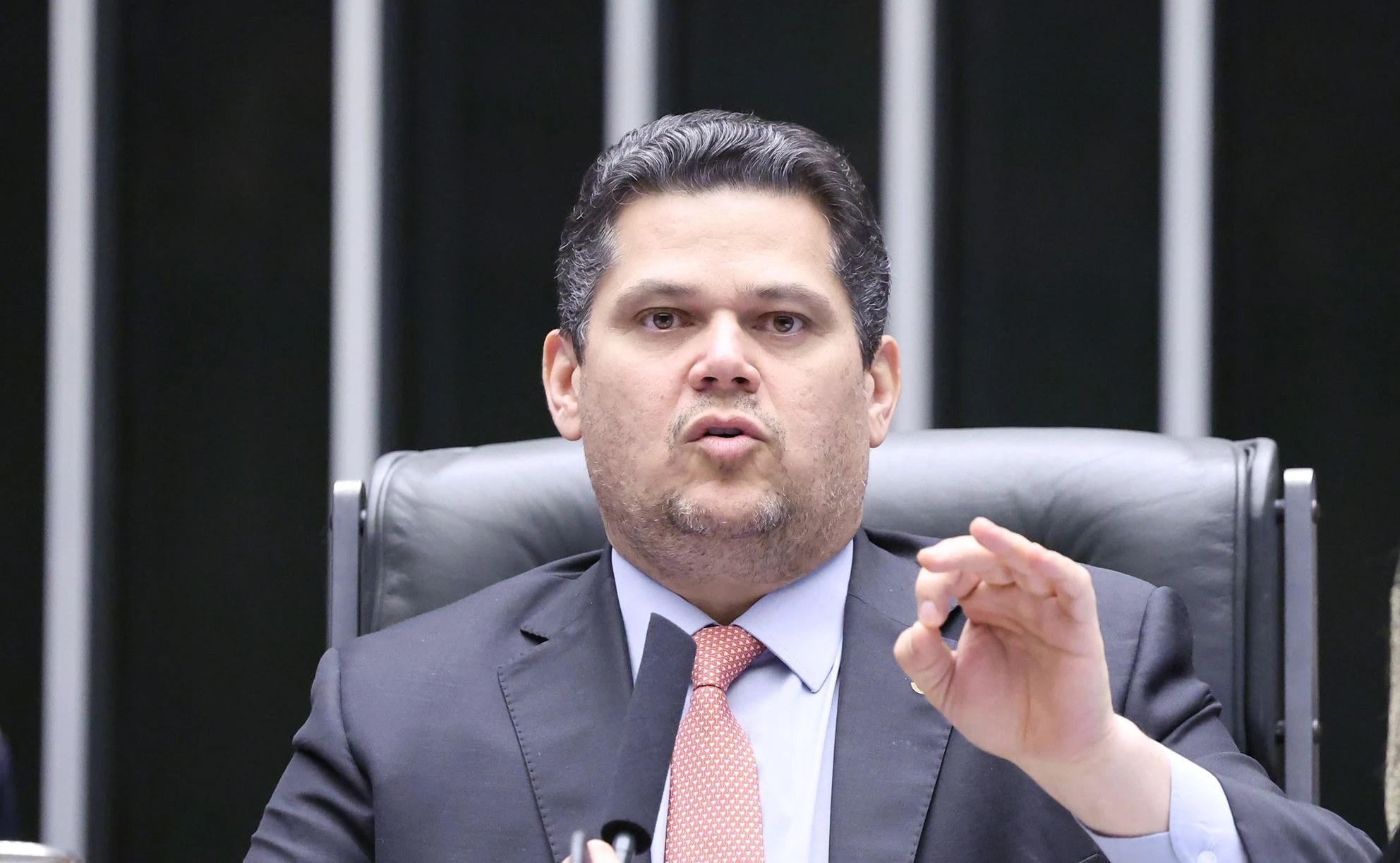 Alcolumbre sobre STF ser alvo de 109 pedidos de impeachment: 