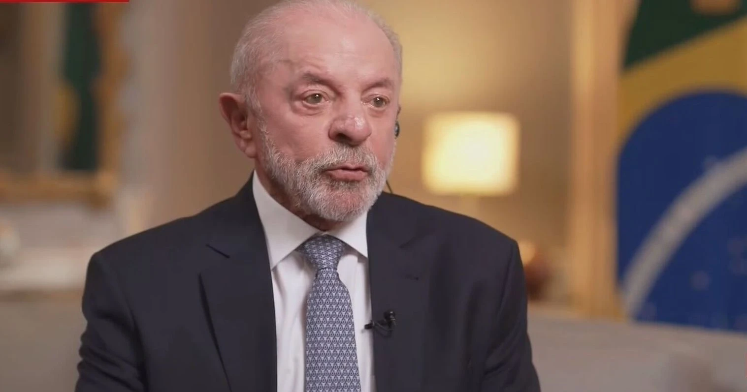 À CNN, Lula diz que Eduardo Bolsonaro é 