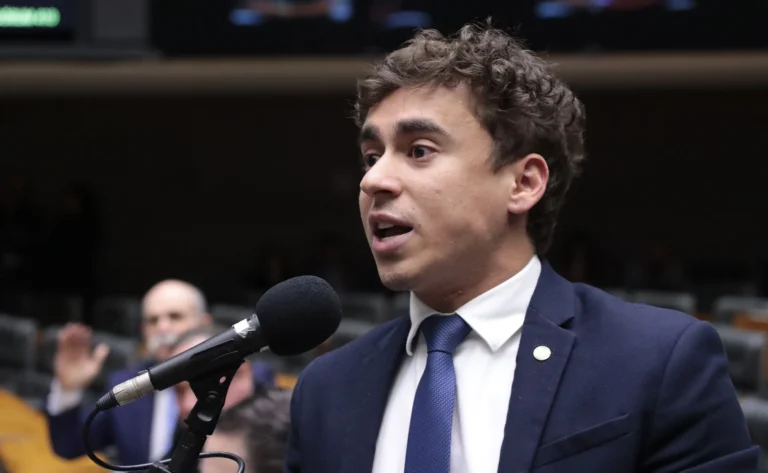 “Nunca recebi nenhum tostão de Vorcaro”, diz Nikolas à CNN