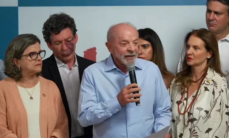 Em discurso sobre bets, Lula cobra clubes por não virarem SAFs
