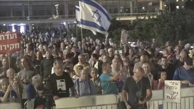 Protestos em Israel marcam três anos desde 7 de outubro